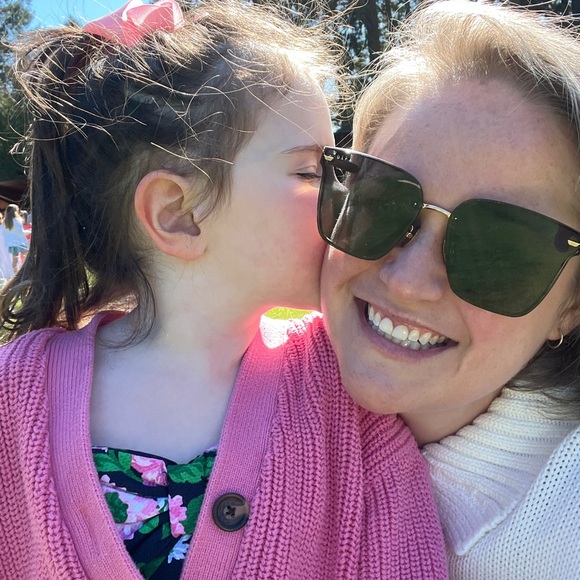 Meet your Posher, Paige - Picture 1 of 1